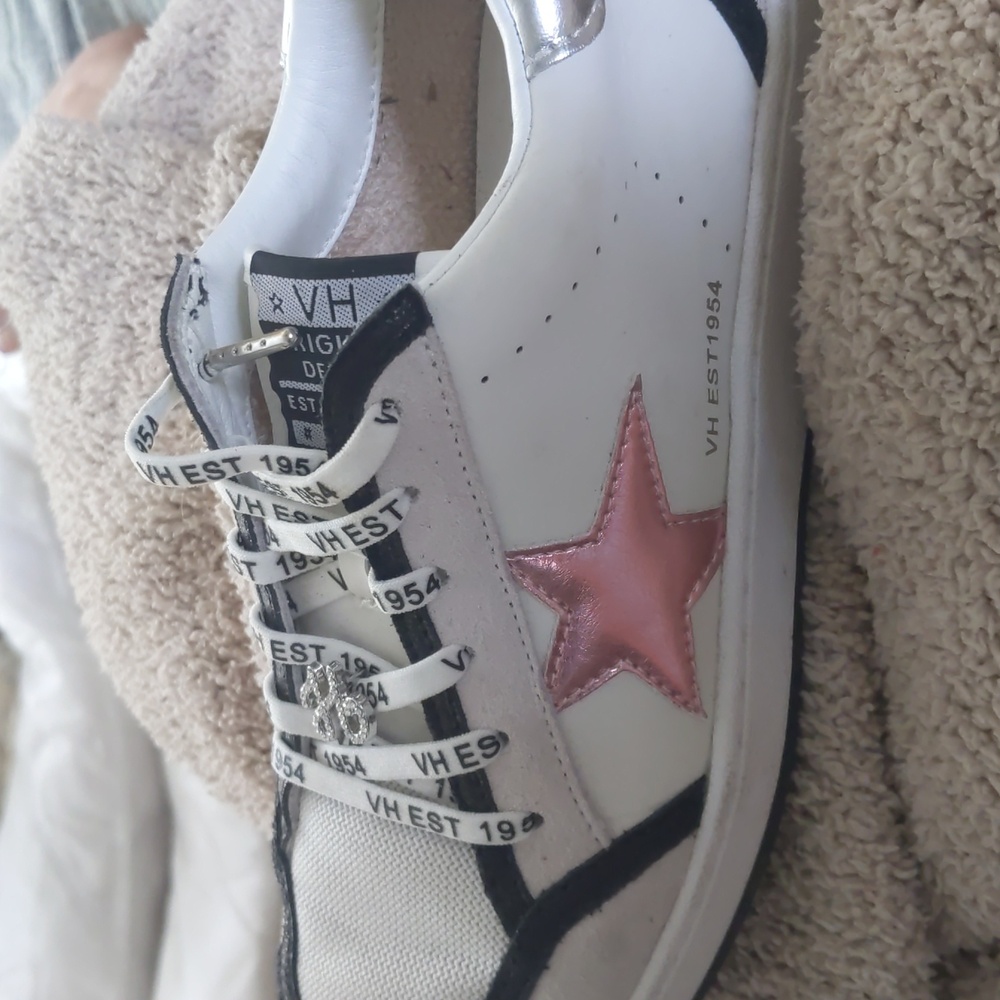 Vintage Havana 'Denisse' sneakers